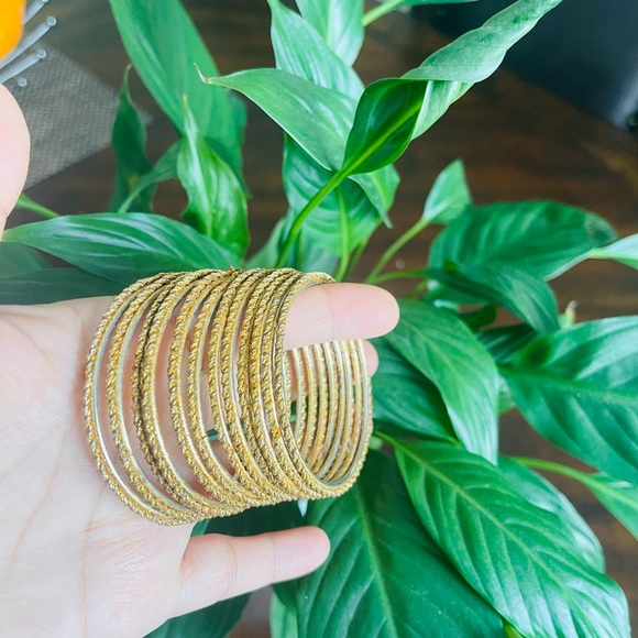 Bangles - Picture 2 of 6